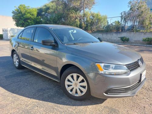 2014 VW Jetta Automatic Back up Camera Only 20K California Car